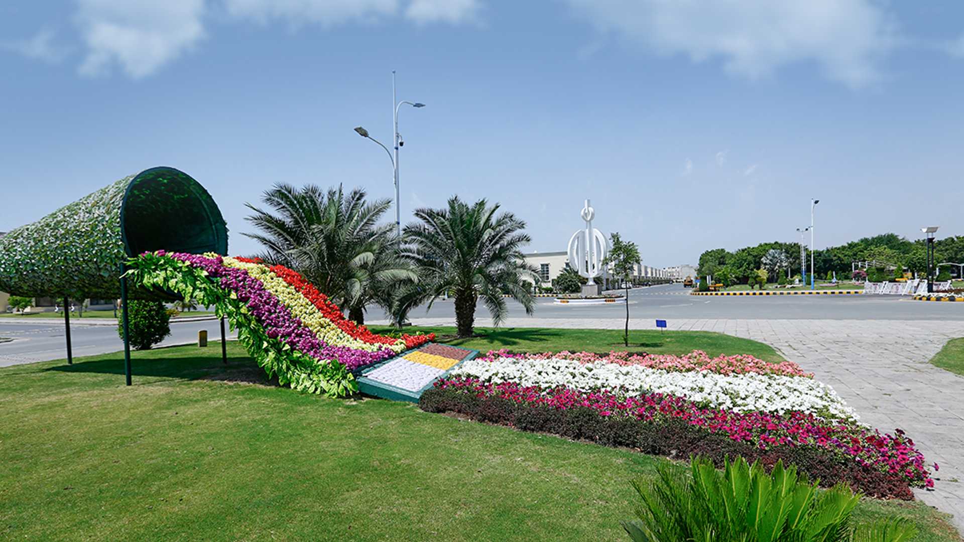 bahria-orchard-green-land